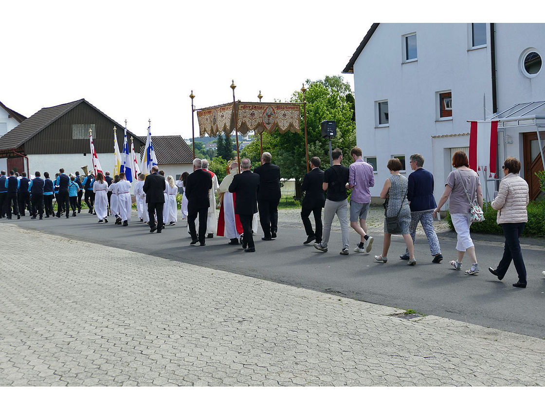 Bittprozession am Pfingstmontag (Foto: Karl-Franz Thiede)